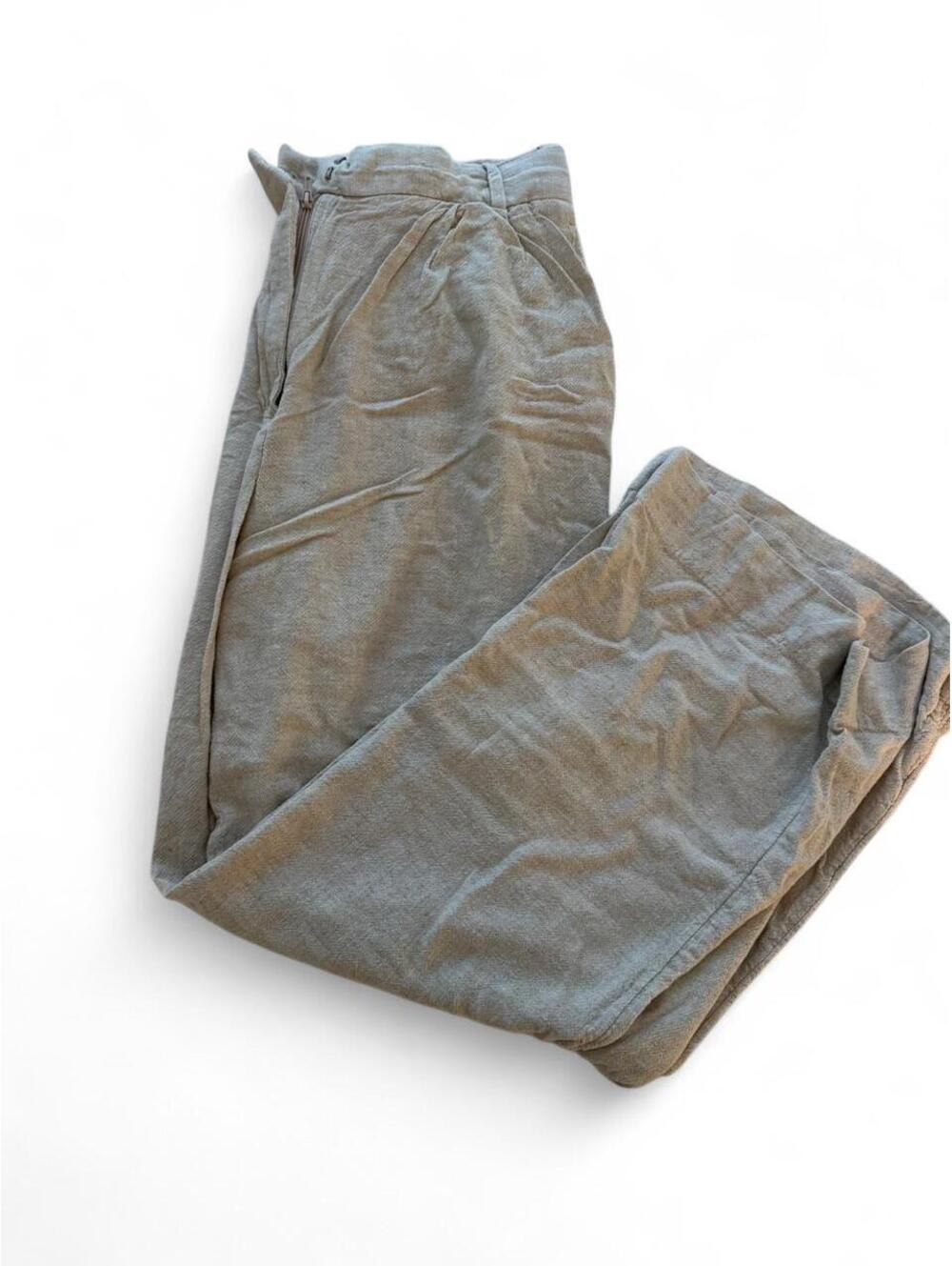 Abercrombie & Fitch Women's Cream and Grey Trousers